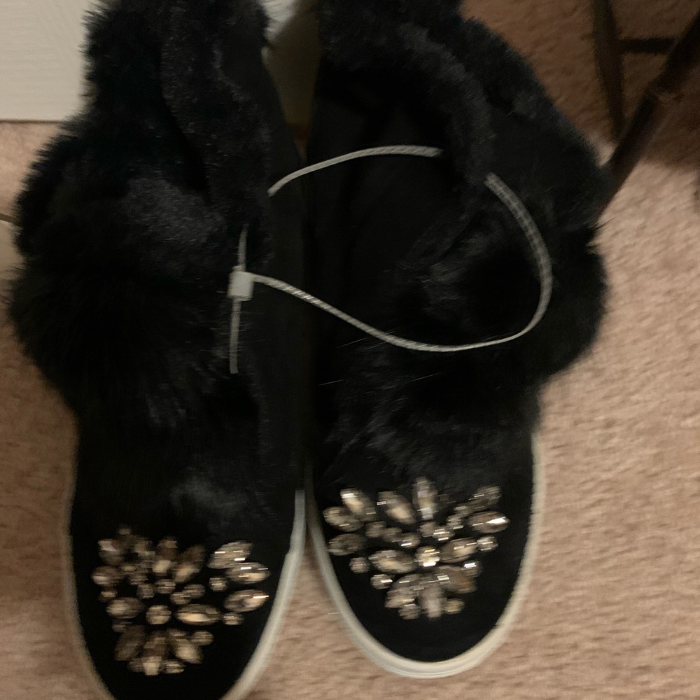 Black nubuck casual shoes